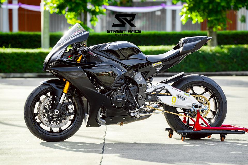 2021 Yamaha yzf-r1 ปี 2021 สีดำ ท่อ akrapovic แท้ ไมล์แค่ 3,000+ กม. 10