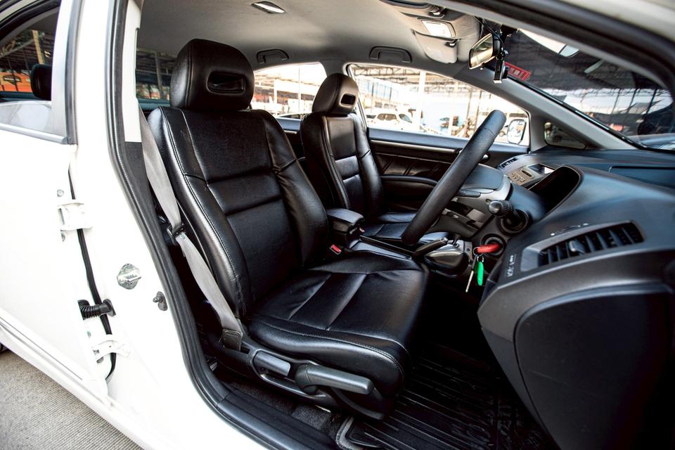 Honda Civic Fd 1.8E สีขาว ปี 2008 เกียร์ออโต้ มือเดียวป้ายแดง รูปที่ 12