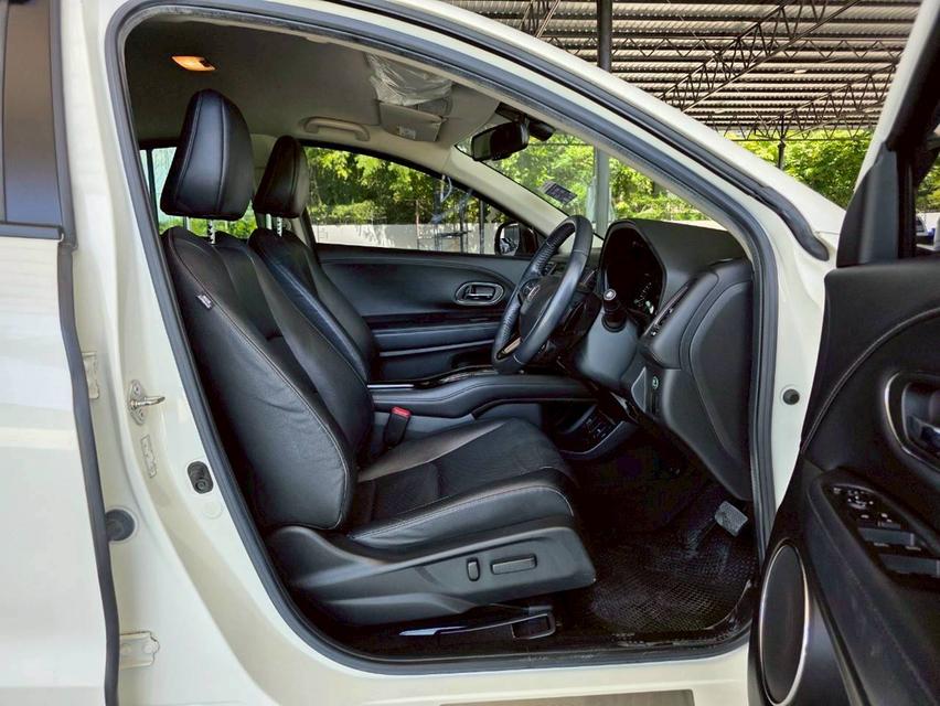 ขายHonda HRV 1.8EL ปี18 11