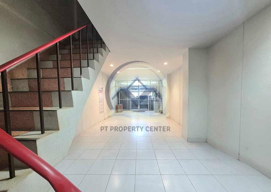 ตึก 4 ชั้น พระราม 3 ซอย 14 ย่านพระราม 3 ต่อเติมจัดเต็ม เฟอร์นิเจอร์ Built-in วิวแม่น้ำเจ้าพระยา ราคาพิเศษสุดๆ หายากในทำเลนี้ ต่อรองได้ 5