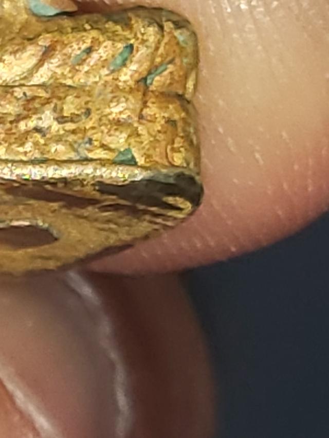 รูปหล่อหลวงพ่อ​สังวาลย์​วัด​เย้ย​ปราสาท​บุรีรัมย์​ 8