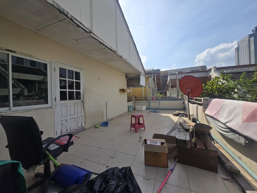ให้เช่าบ้านสองชั้นที่จอดรถกว้าง ทําเลดี สาทรหลังโรงพยาบาลเซนต์หลุยส์ 8
