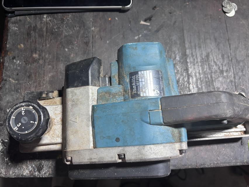 กบไสไม้ไฟฟ้า Makita M1100 รูปที่ 4