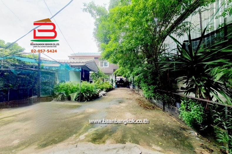 ที่ดินพร้อมบ้าน ซอยปรีดีพนมยงค์ 26 เนื้อที่ 181 ตรว. ถนนสุขุมวิท 71 แขวงคลองตัน เขตวัฒนา กรุงเทพมหานคร 8