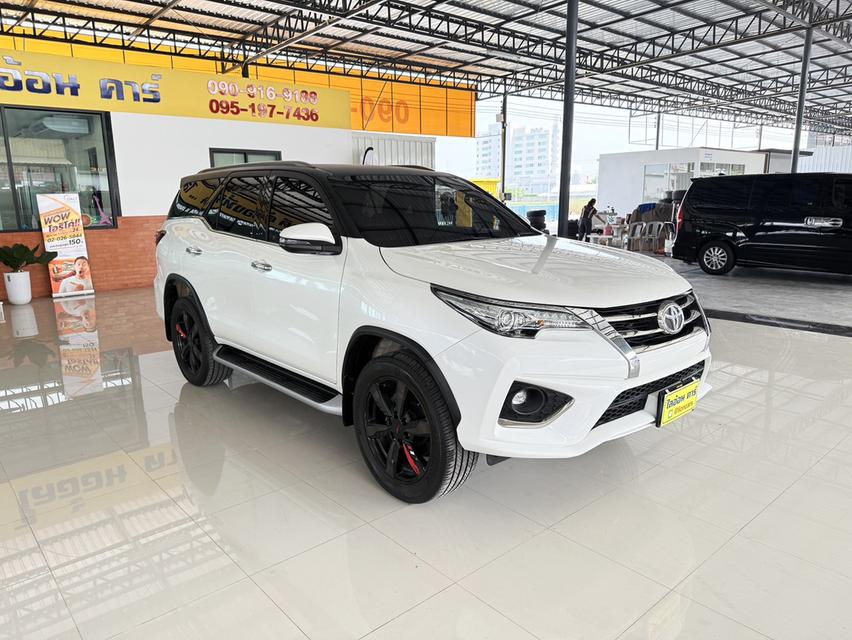 Toyota Fortuner 2.8 TRD Sportivo (ปี 2019) SUV AT - 2WD