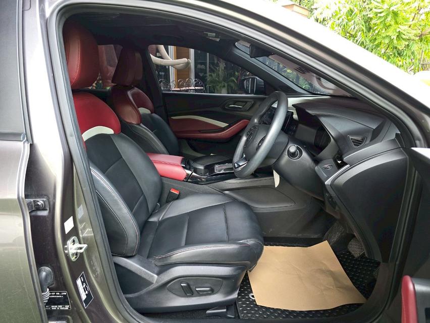 MG 5 1.5 X ปี 2024 พร้อมหลังคา Sunroof TOPสุด วิ่งน้อย 2x,xxx กม. 6