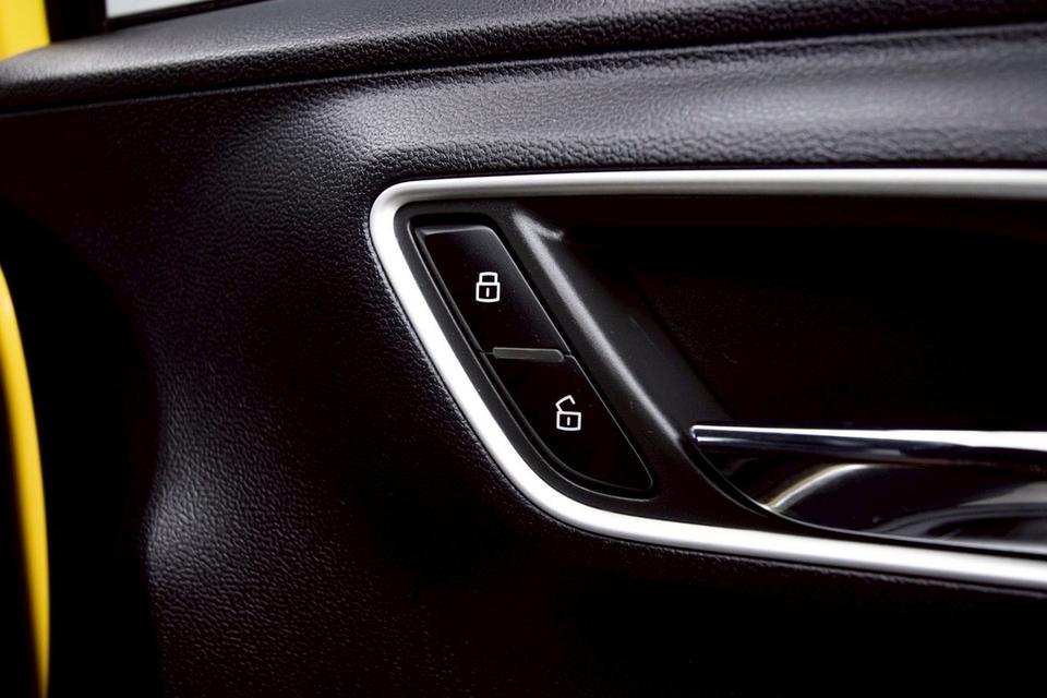 รหัสรถ 1D864 MG3 1.5 X SUNROOF 2019 14