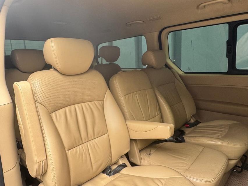 2010 จด 2011 Hyundai H-1 2.5 Deluxe รถยนต์ 11 ที่นั่ง รถครอบครัว ราคา 399,000 บ. 16