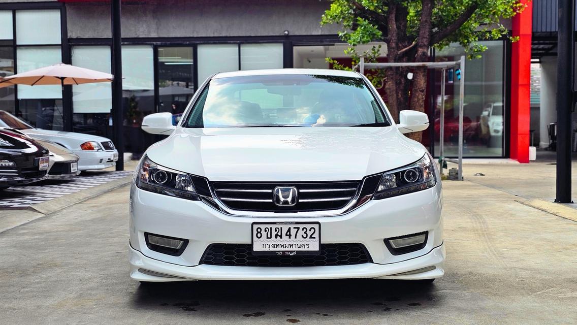 Honda Accord 2.0 EL Sedan | ปี 2014 | ไมล์ 142,xxx กม. รถสวย พร้อมใช้ราคา 💵329,000.- บาท