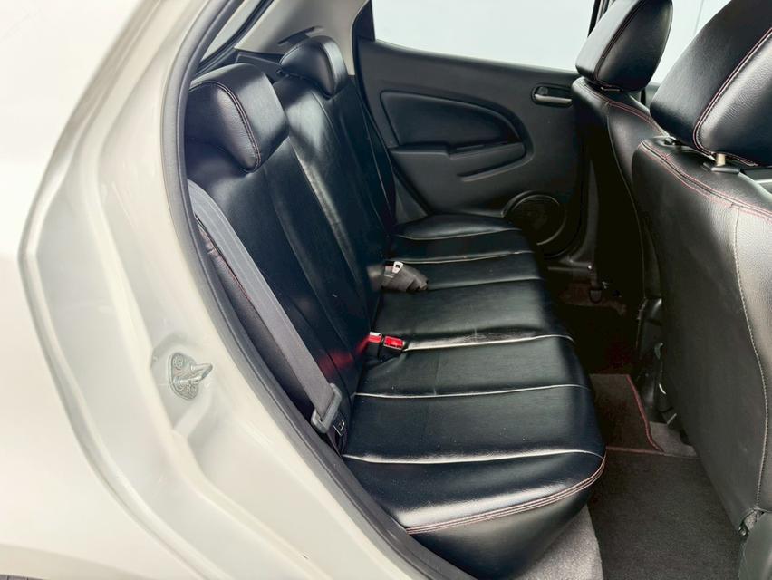 MAZDA 2 1.5 GROOVE SPONTS 2013 สีขาว MINOR CHANGE 10