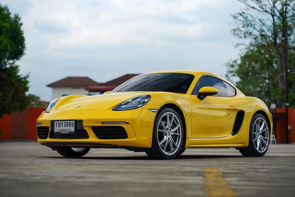 Porsche 718 Cayman ปี 2018 สี Racing Yellow