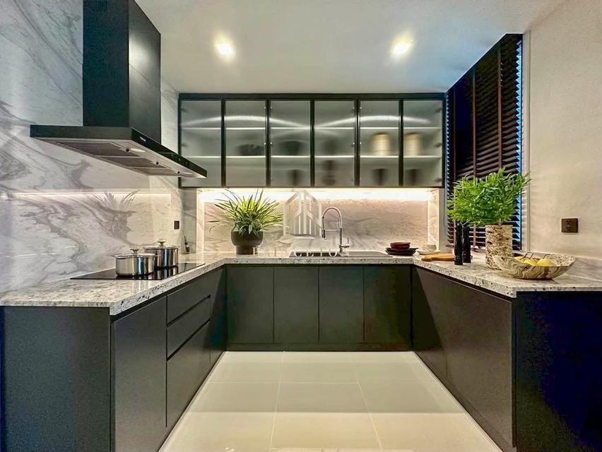 3-storey single house in Modern Luxury style The Gentry Phatthanakan 2 6