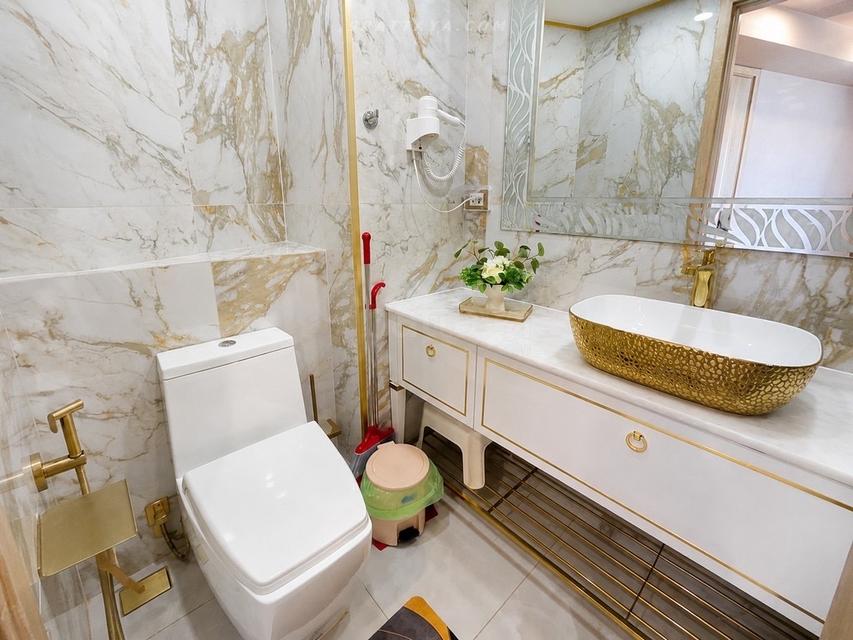 Urgent Sale — 1-Bedroom Condo at Copacabana JomtienUrgent sale at Copacabana Jomtien, a luxury beachfront condominium in Jomtien. Multiple high-floor 6