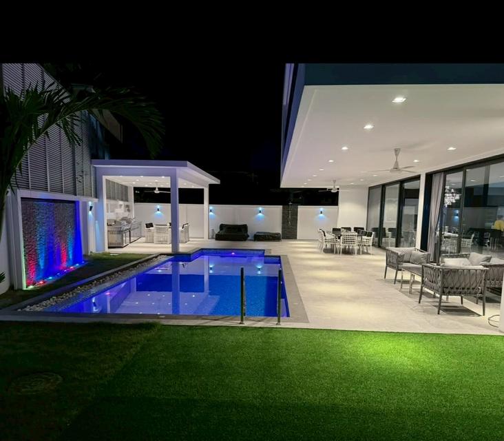 บ้านหรูสำหรับขาย เมืองพัทยา ชลบุรี 2