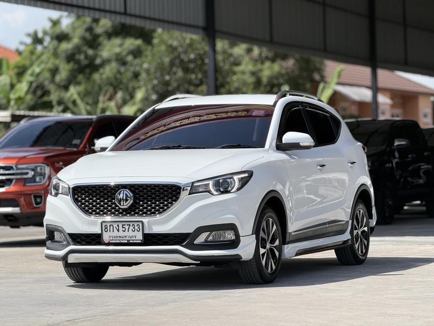2018 MG ZS, 1.5 D โฉม ปี17-ปัจจุบัน สีขาว เครื่องยนต์เบนซิน มือเดียวป้ายแดง ประวัติดีคู่มือครบ