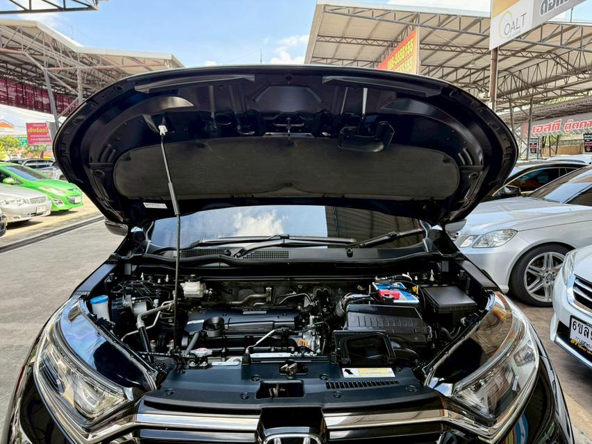 221 HONDA CR-V 2.4E Black Edition 9