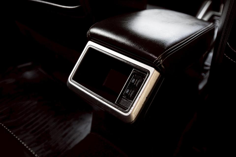 MITSUBISHI TRITON 2.4GT PLUS DOUBLE CAB ปี 2019 สีเทา เกียร์ออโต้  18