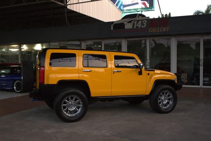 Hummer H3 สีเหลือง 3