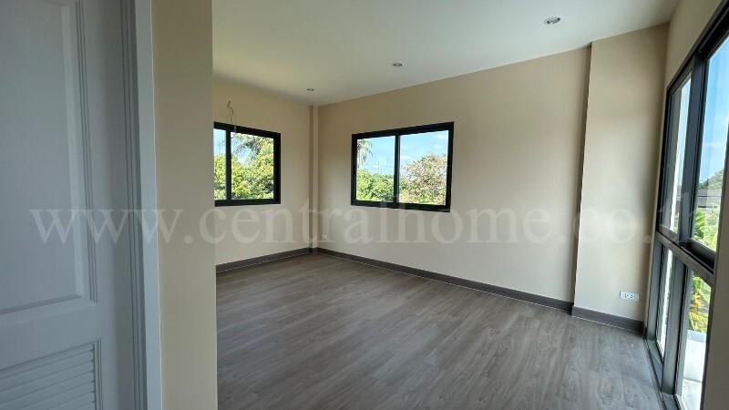 บ้านเดี่ยว พร้อมที่ดิน 1-2-52.4 ไร่ ติดถนนเพชรเกษม หนองโพ ราชบุรี 16