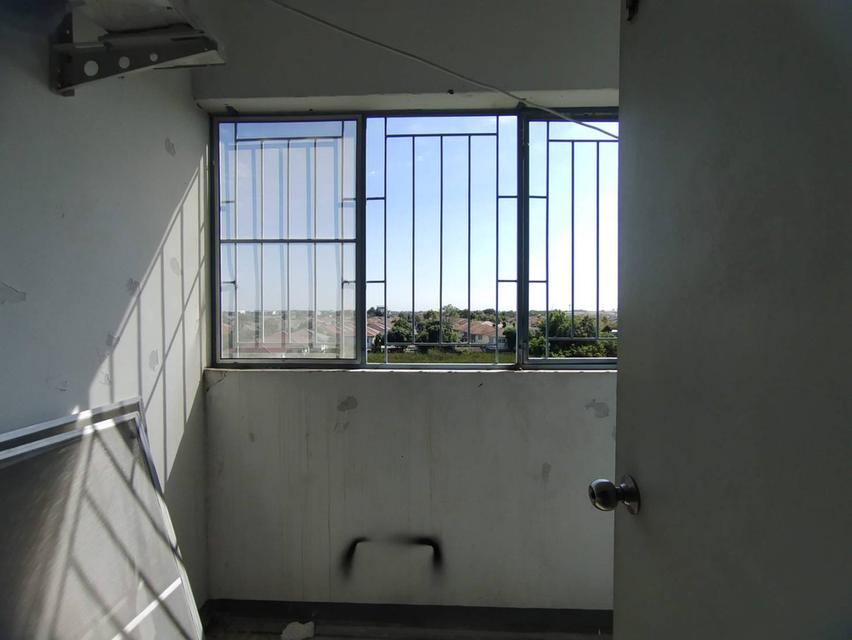 ขายห้องชุด เอื้ออาทร คอลงถนน สายใหมรีโนเวทใหม่ วิวไม่บล็อดฟรีแอร์ 11