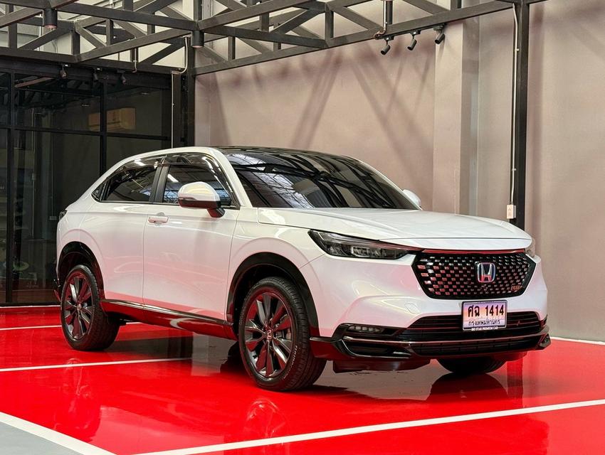 2025 HONDA HRV eHEV RS รถมือเดียว สภาพป้ายแดง วิ่งน้อยเพียง 40,000 กม รถไม่เคยมีอุบัติเหตุครับ