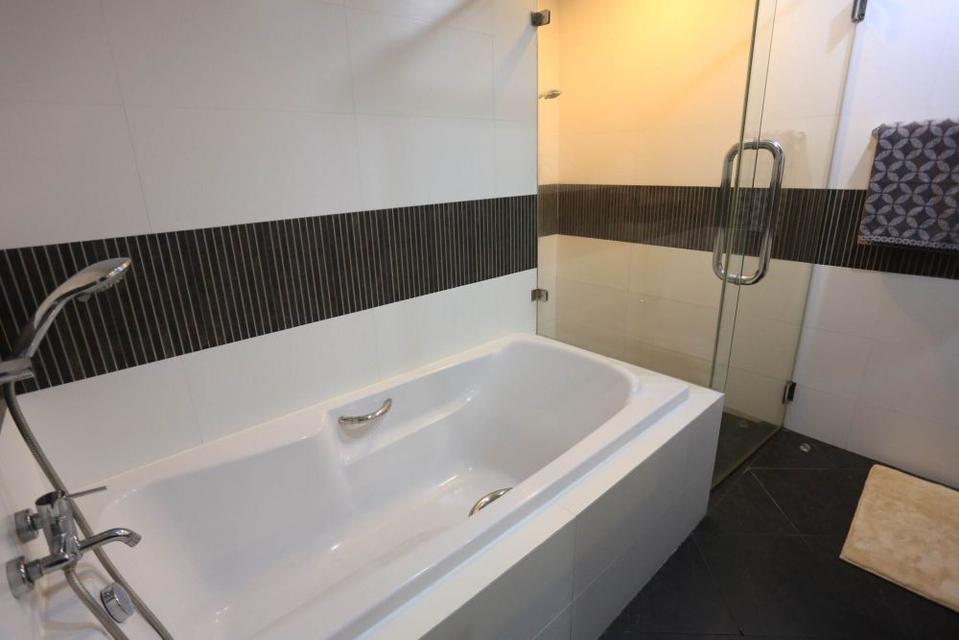 ขายคอนโด เออร์บานา สาทร ชั้น 21 วิวสระว่ายน้ำ ทำเลดี เดินทางสะดวก ใกล้รถไฟฟ้า BTS ศาลาแดง 13