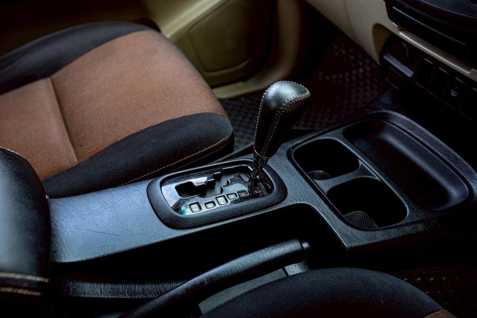 Toyota Vigo Prerunner 2.5E TRD Double Cab เกียร์ Auto ปี 2013 สีขาว 17