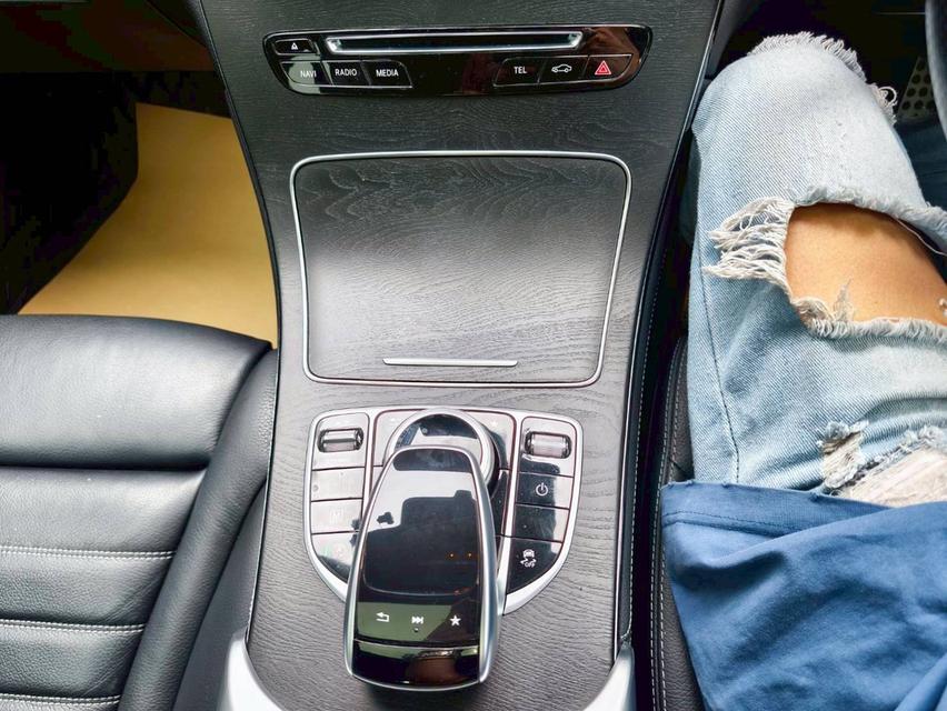 รหัสรถ KPV53 2018 Benz GLC250 Coupe AMG Plus สีเทา WRAP ดำ 10