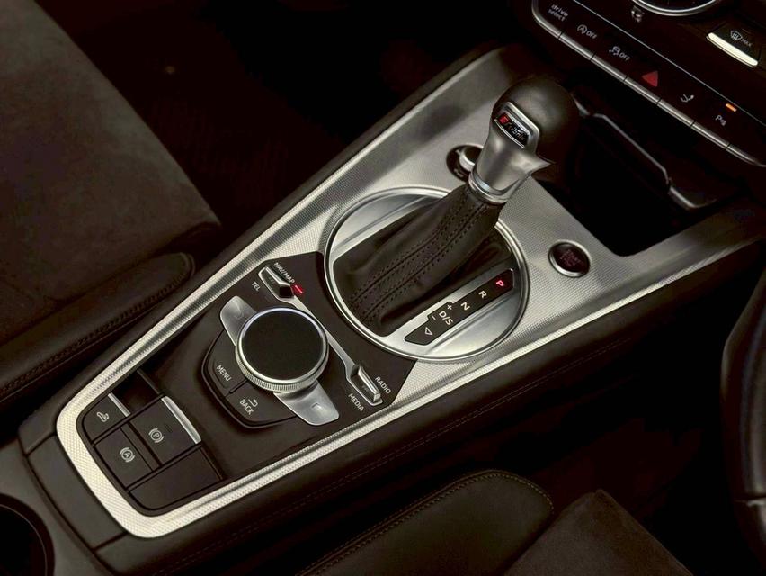 สปอร์ตเปิดประทุน Audi TT Roadster Final Icon Black 2023 ผลิต200คัน รถใหม่มากๆ เหมือนได้ป้ายแดง รูปที่ 11