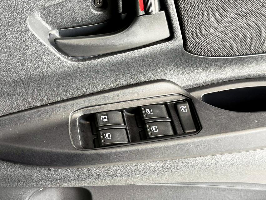 Toyota Avanza 1.5E รุ่นตัวโล ปี2017 เบนซิน เกียร์ออโต้ รถบ้าน รูปที่ 14