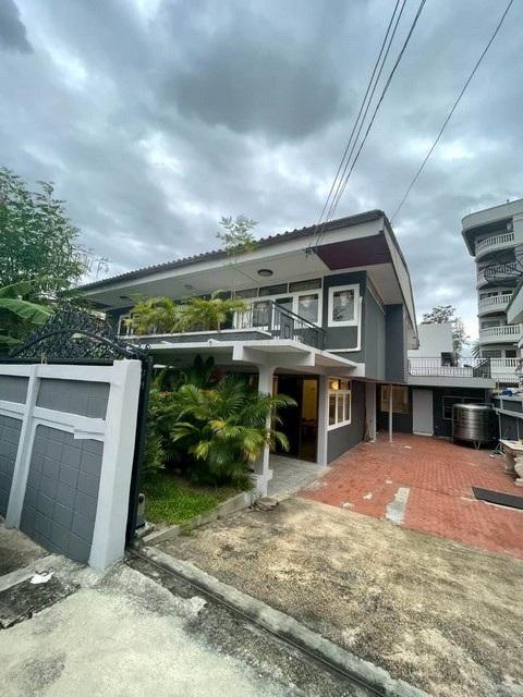 ให้เช่าบ้านเดี่ยว 2 ชั้น 81 ตรว. 4 ห้องนอน ปรีดีพนมยงค์ 42 สุขุมวิท71 เดินทางสะดวก เหมาะอยู่อาศัย 1