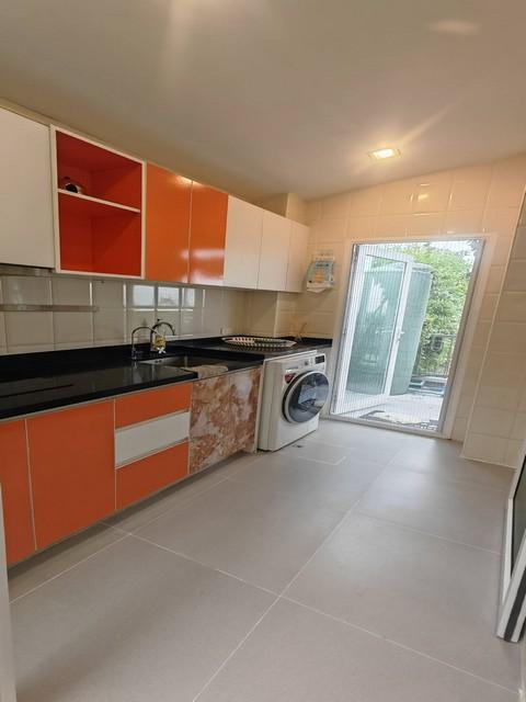 ขายทาวน์โฮม 2 ชั้น หลังริม โกลเด้น ทาวน์ 3 ลาดพร้าว-เกษตร นวมินทร์ซอยนวมินทร์ 42 บ้านตัวอย่าง แต่งหรูพร้อมอยู่ ใกล้ตลาดป 6