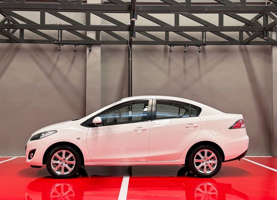2014 MAZDA 2 SPIRIT รถสภาพสวยสมบูรณ์ พร้อมใช้งาน รถวิ่งน้อยเพียง 80,000 กม ประวัติศูนย์ครบ ไม่มีอุบัติเหตุครับ