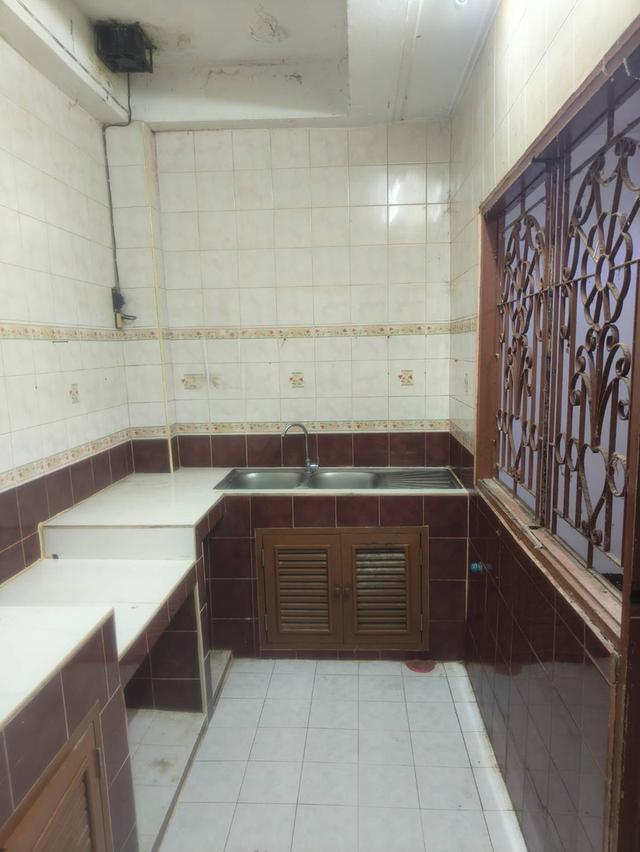 ทาวน์เฮ้าส์ หมู่บ้านเมืองทรัพย์ธานี ใกล้ซาฟารีเวิล์ด 7