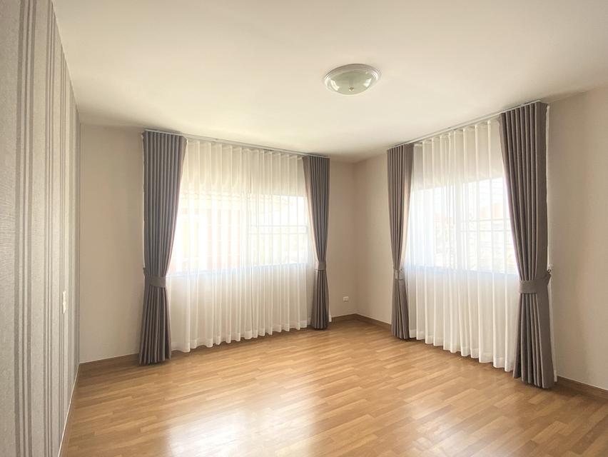 Selling Baan klang Saun  Pattaya 2