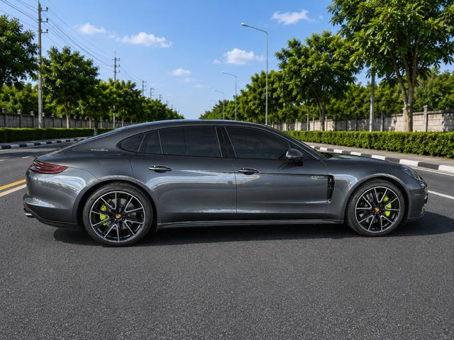 Porsche Panamera 4 E-hybrid Executive เจ้าของขายเอง สภาพใหม่เอี่ยม รูปที่ 13