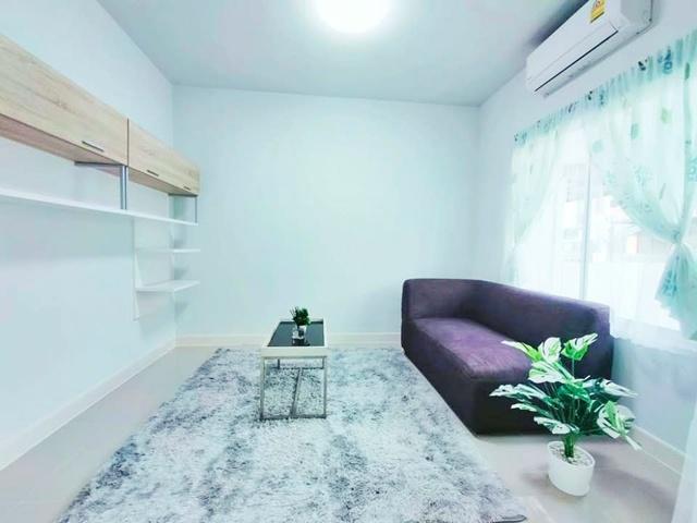 เช่าทาวน์โฮม 2 ชั้น 3 นอน 2 น้ำ จัดเต็มเฟอร์ฯ ของใช้ไฟฟ้า วัดสามง่าม บางบัวทอง7-Eleven บางบัวทอง 1กม.