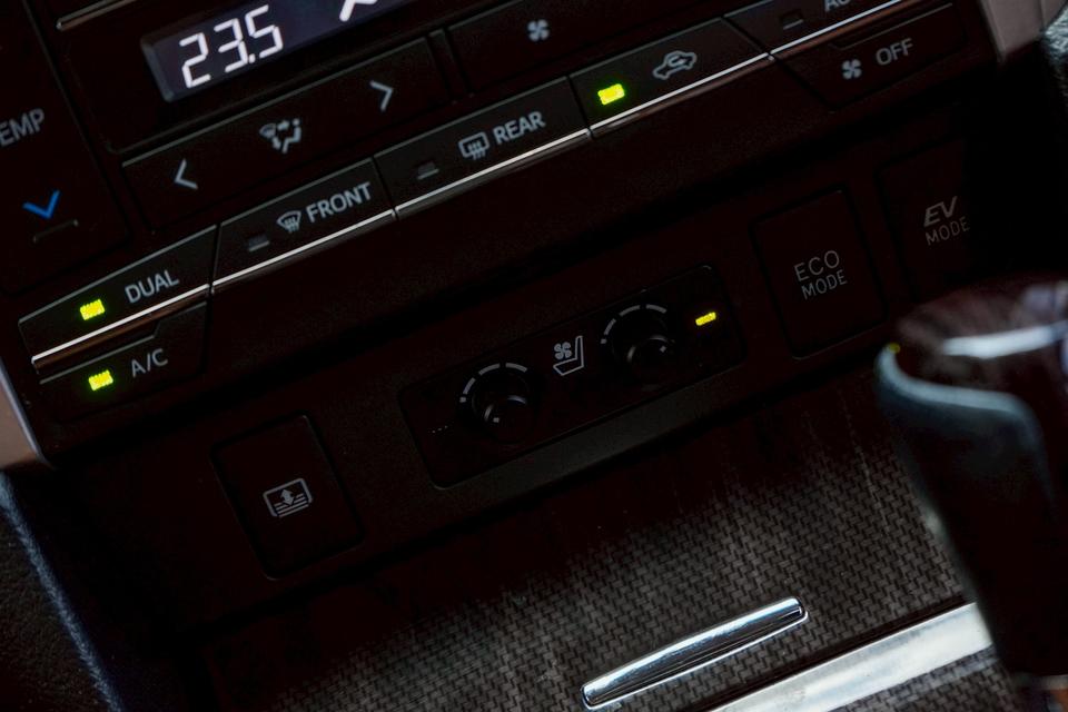 รหัสรถ CBL2383 TOYOTA CAMRY 2.5 Hybrid AT 2017 20