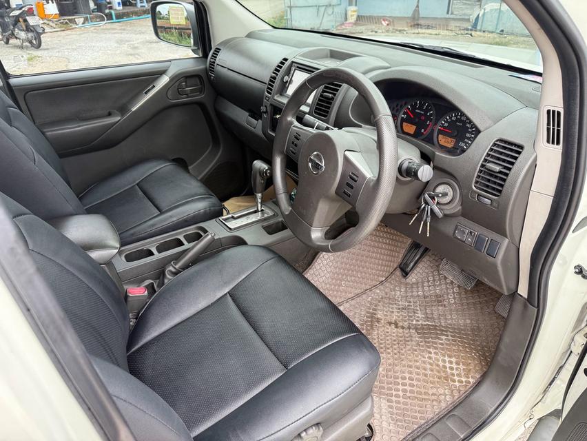 Nissan Navara 2.5 Calibre LE A/T ปี2011 13