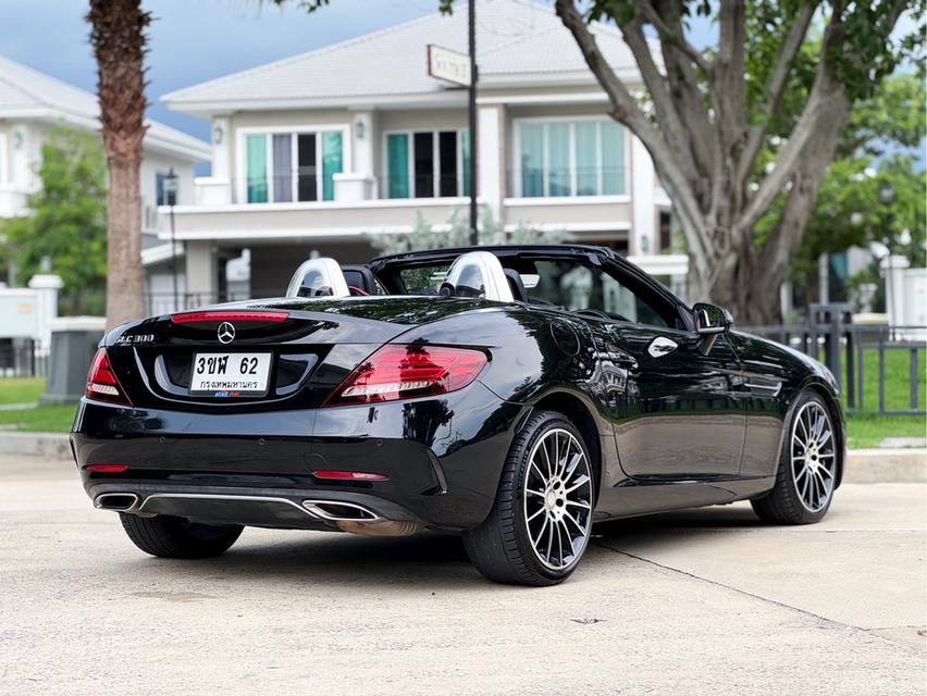 รหัสรถ AVA62 💢 Benz SLC300 AMG Dynamic ปี 2017