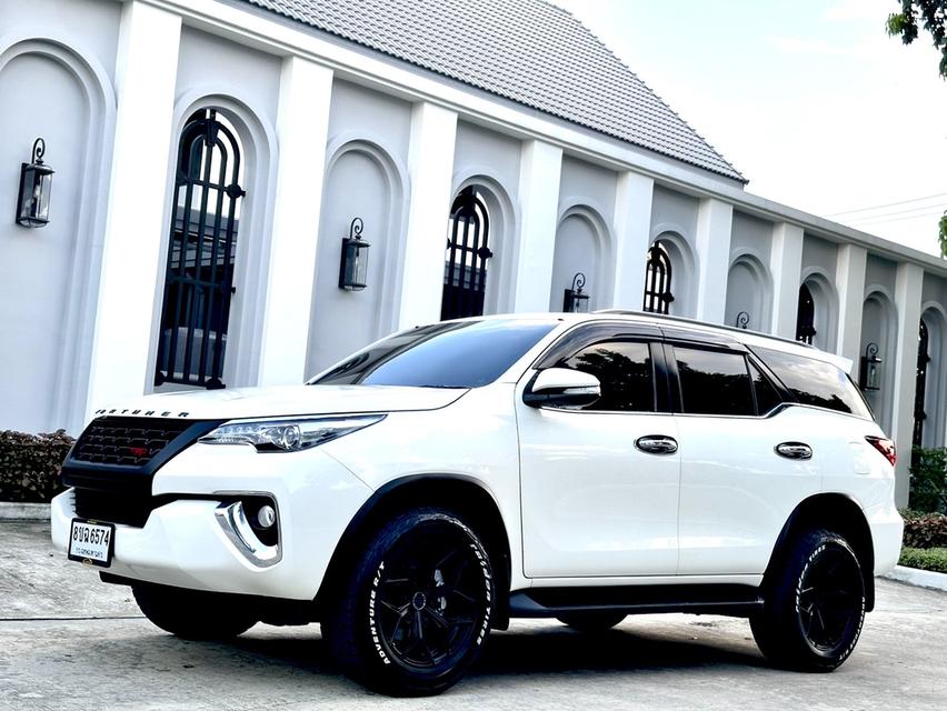 TOYOTA FORTUNER 2.8V 4WD āļāļĩ 2016