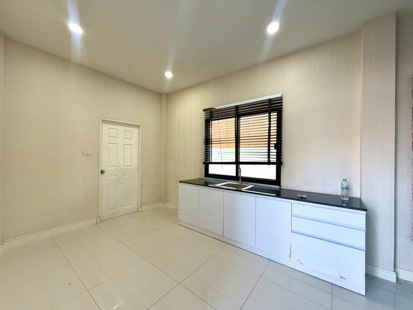 ขายบ้านธรรมชาติ บ้านแฝด 2 ชั้น หน้าบ้านทิศตะวันออก 15