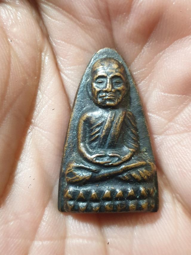 หลวงพ่อทวด หลังหนังสือ วัดช้างให้  ปี24  8