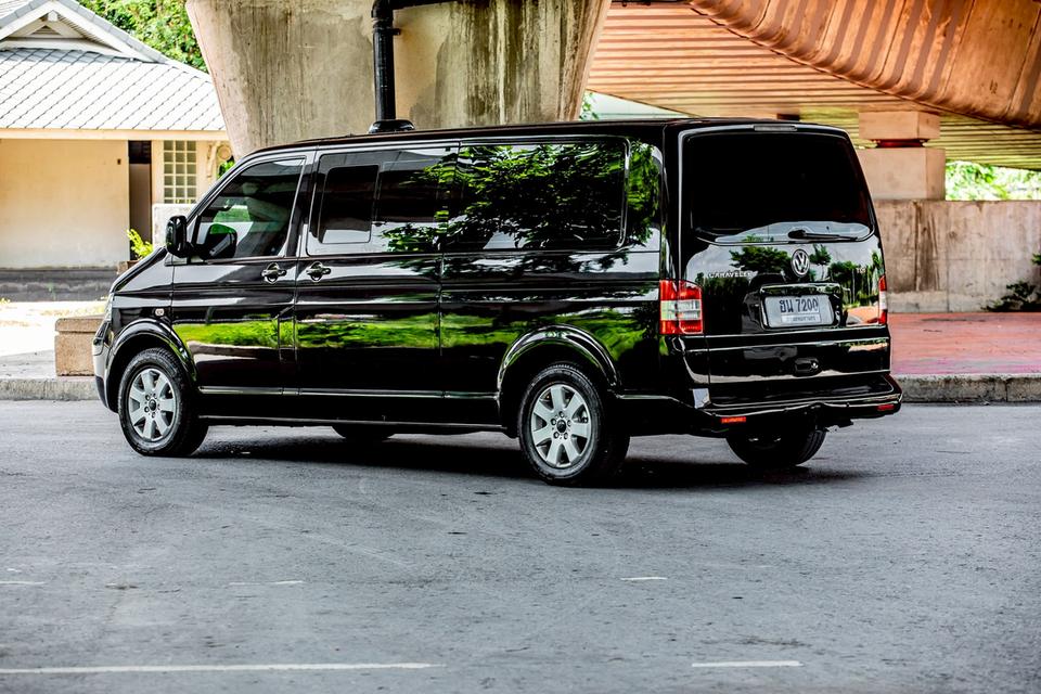 Volk Caravelle 2.0 TDI ดีเซล ปี 2010 สีดำ สวยสภาพดี 8