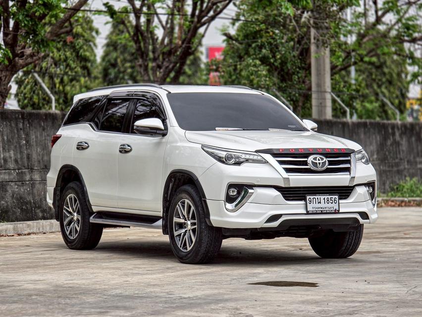 TOYOTA FORTUNER 2.4V RWD ปี2019 จดปี 2020 รูปย่อยที่ 2