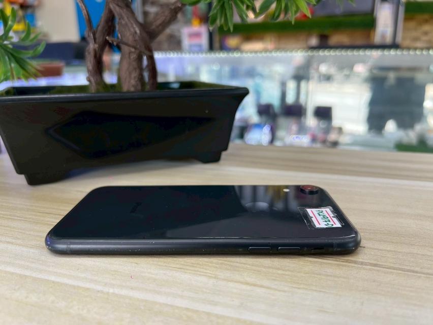 IPhone XR 128GB เครื่องศูนย์นอกแท้ 7