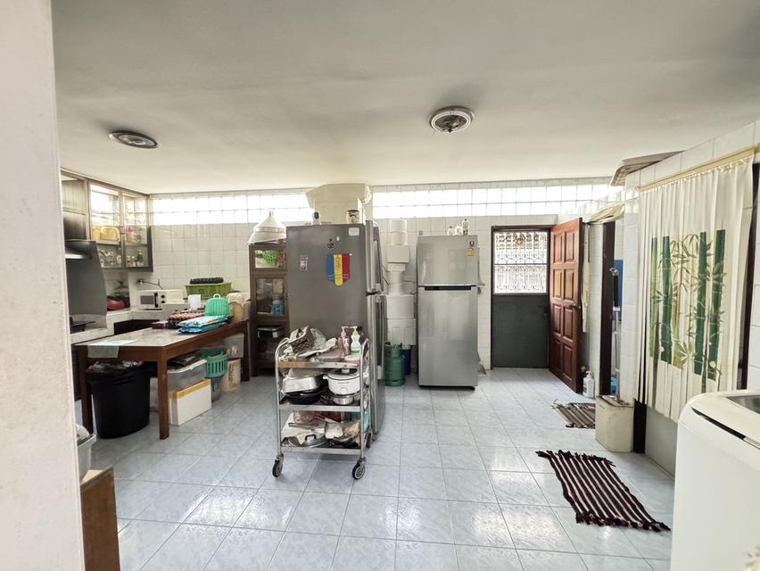 บ้านเดี่ยว 81 ตารางวา หมู่บ้านเพชรเกษม3 4ห้องนอน 3ห้องน้ำ 4 ที่จอดรถ 13