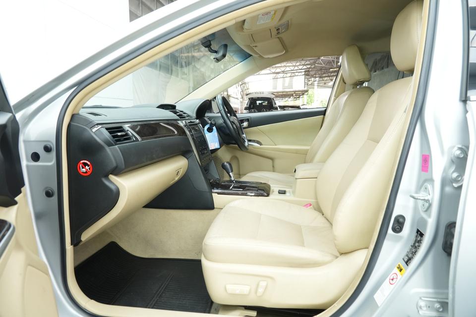 2015 TOYOTA CAMRY 2.0 G สีบรอนซ์ เลขไมล์ 123481 กม. 11