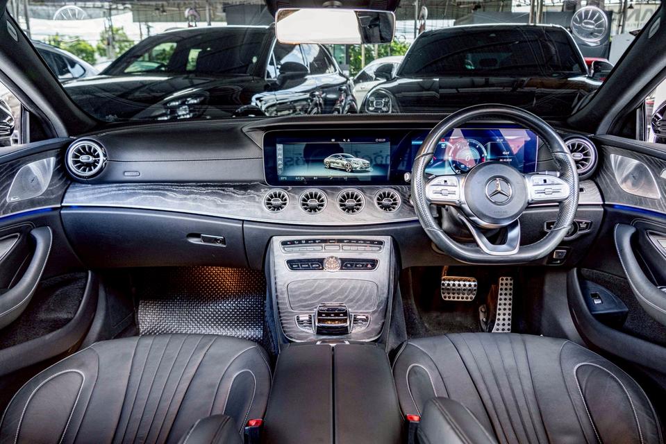 รหัสรถ NP8461 รุ่นรถ : BENZ CLS300d AMG PREMIUMปีรถ : 2019 11