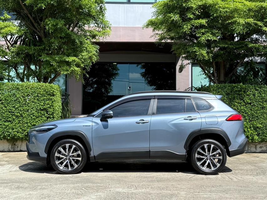 2021 Toyota CROSS HYBRID PREMIUM SAFETY รถมือเดียว เข้าศูนย์ตามระยะ รถไม่เคยมีอุบัติเหตุครับ